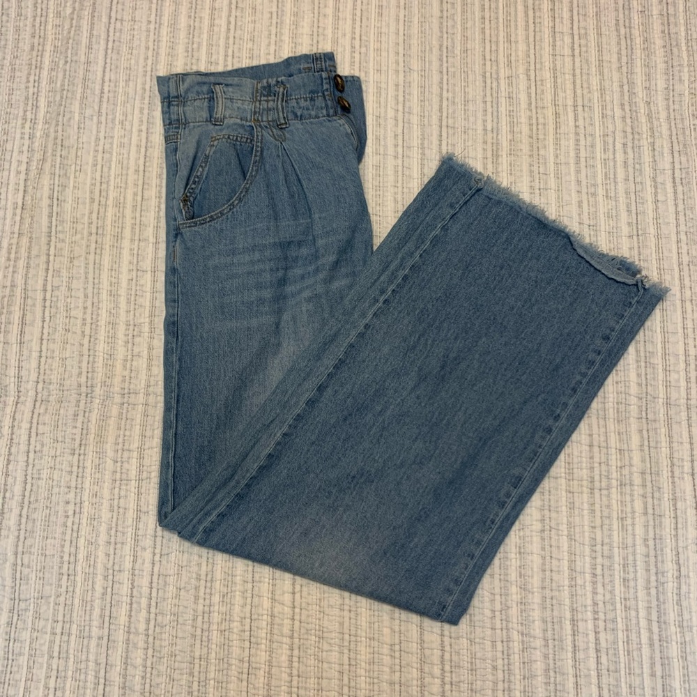 Maurice’s wide leg/flare jeans. Size 10